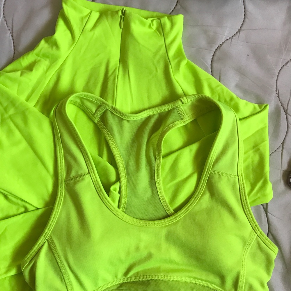 Neon yellow matching sport bra + top